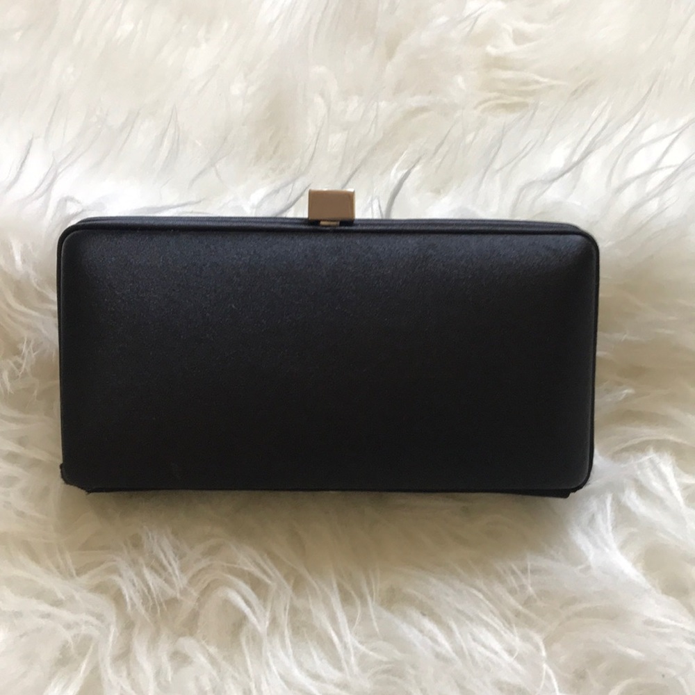 Enzo Angiolini Bag